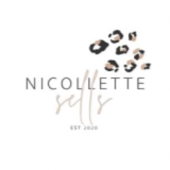 nicollettesells